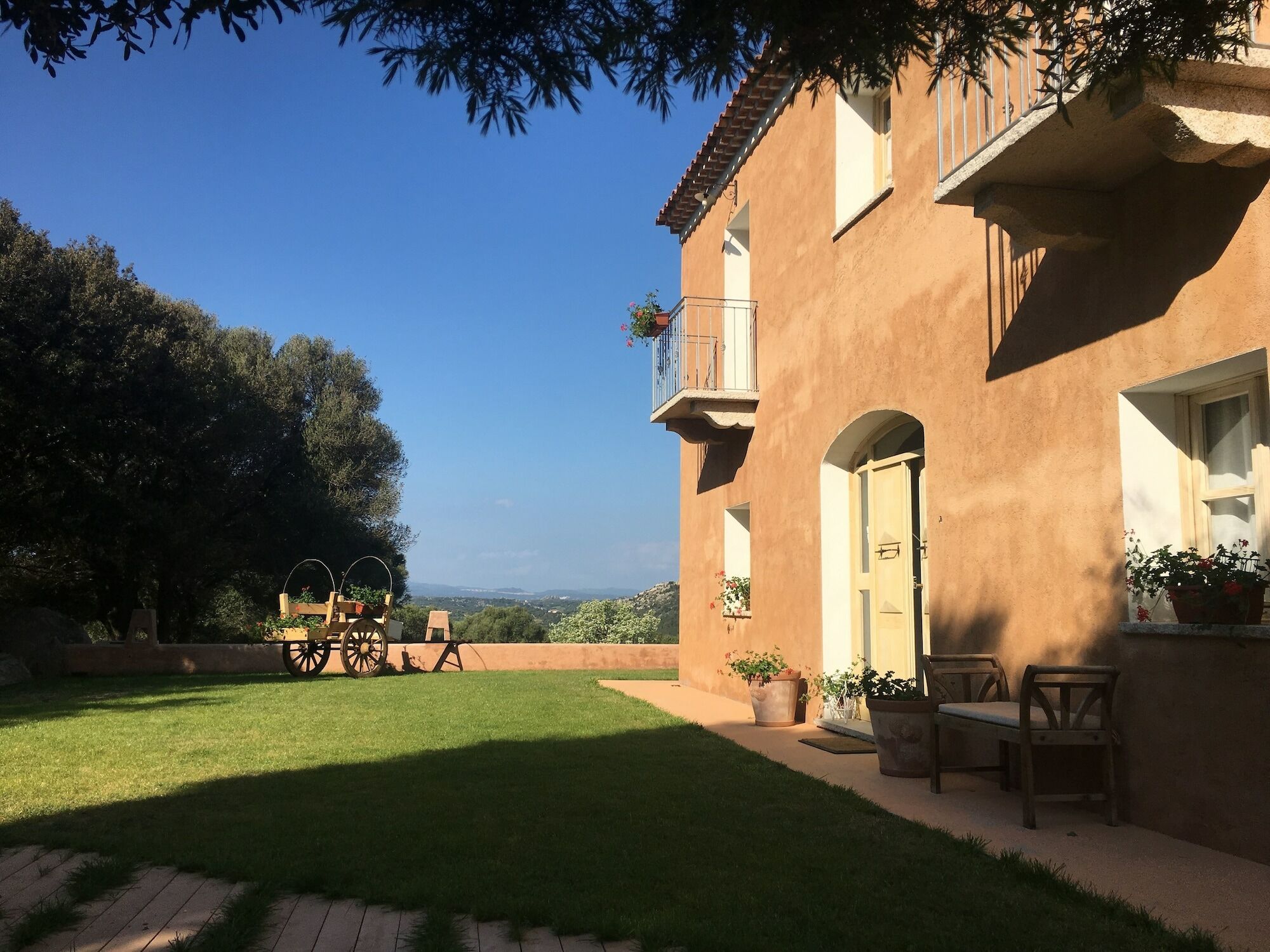 Monti Di Jogliu Villa Arzachena Exteriör bild